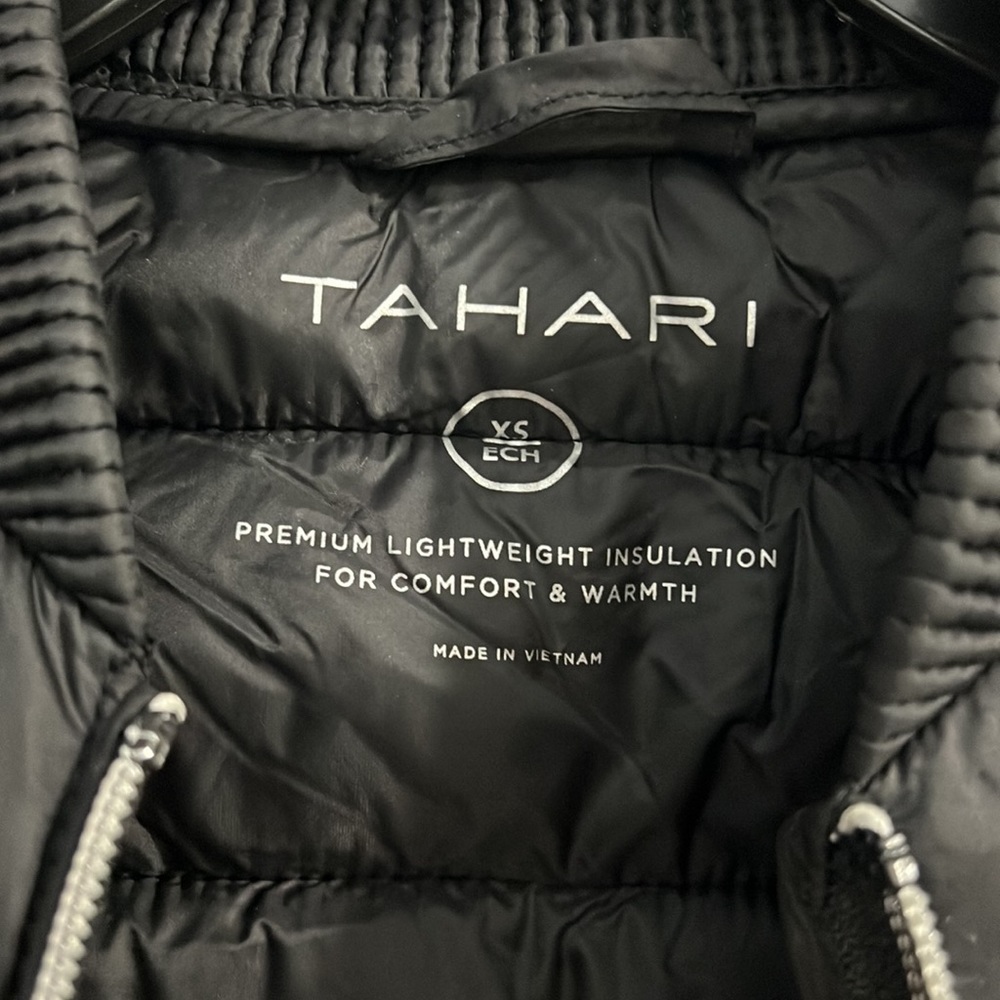 Tahari jacket - Picture 6 of 9